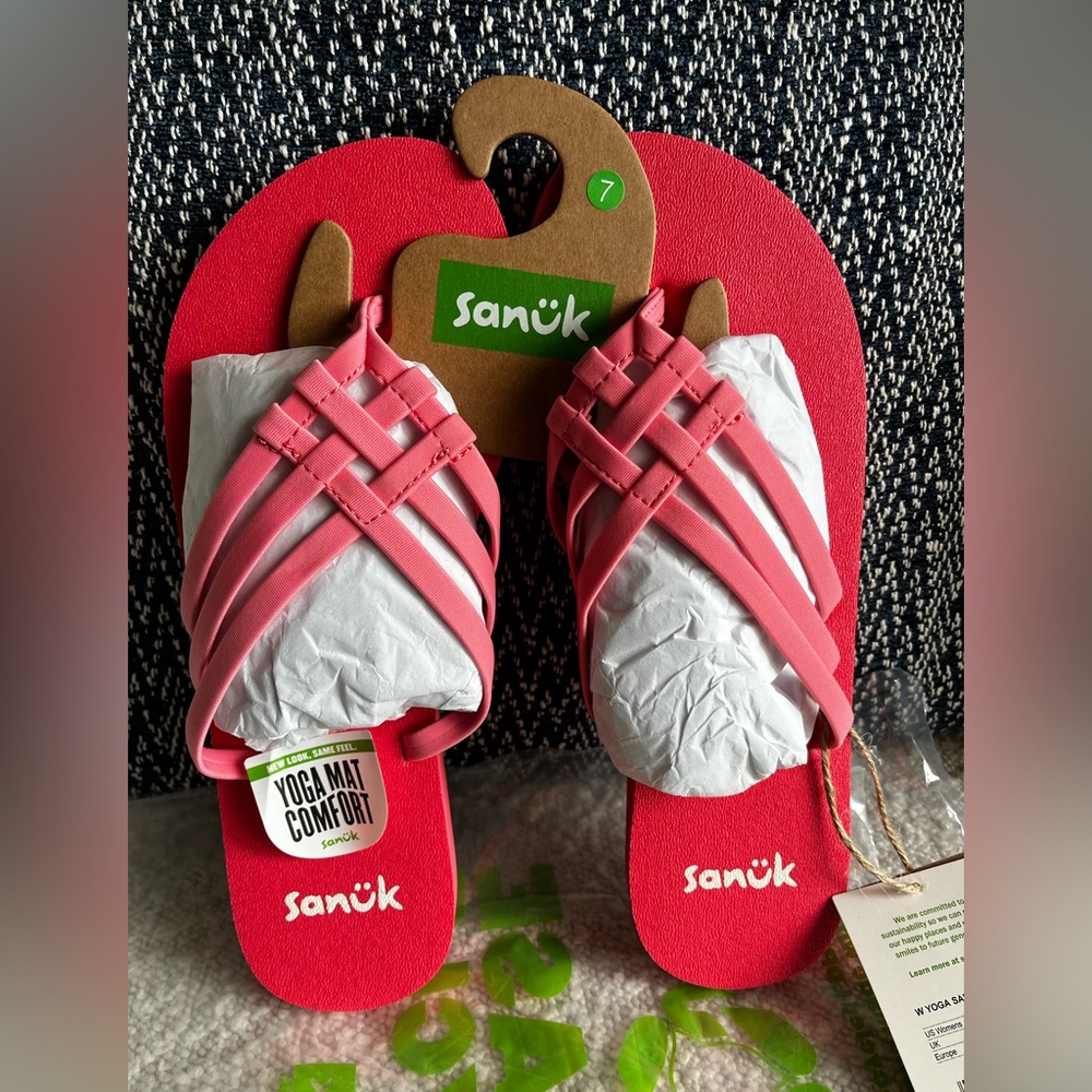 NWT Sanuk Women’s Yoga Sandy II Sandals~ size 7
